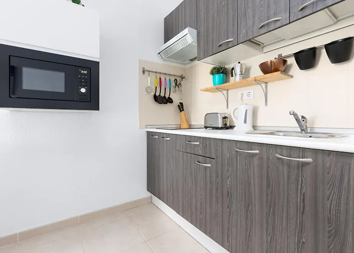 Home2book Main Walkway * コラレホ