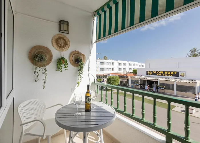Home2book Main Walkway Corralejo